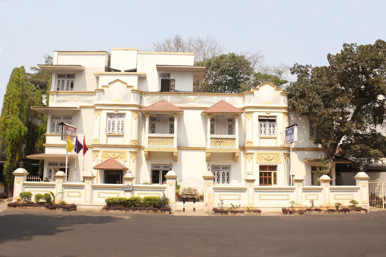Hotel Homeland Pune Bagian luar foto