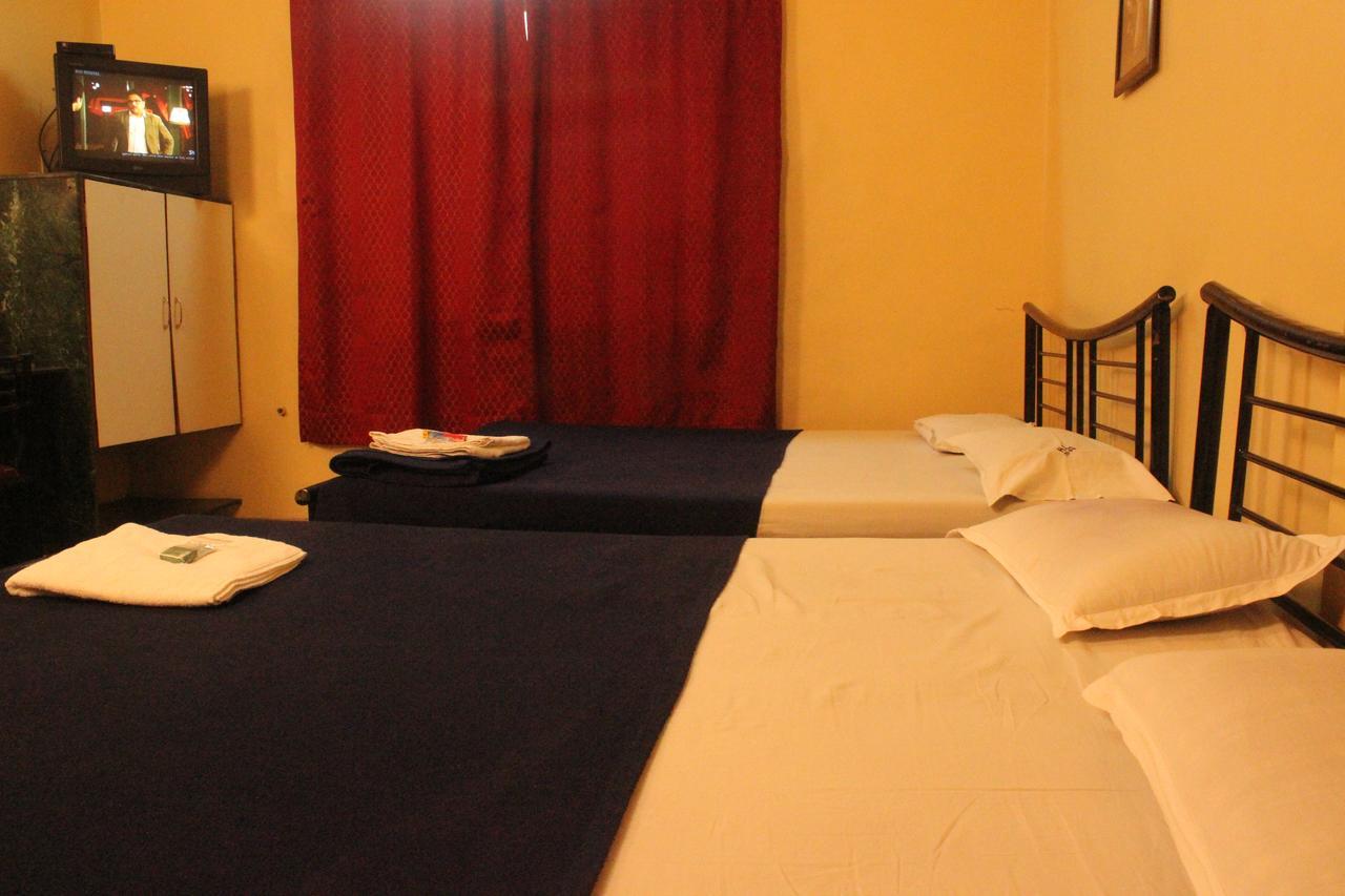 Hotel Homeland Pune Bagian luar foto